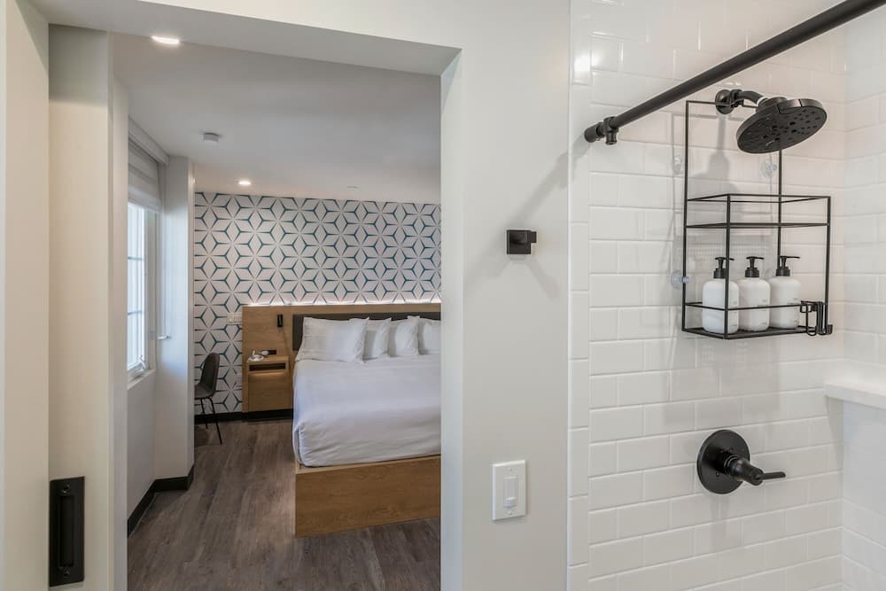 Kasa Niche Hotel Redwood City property views in Redwood City, CA — gallery photo 3