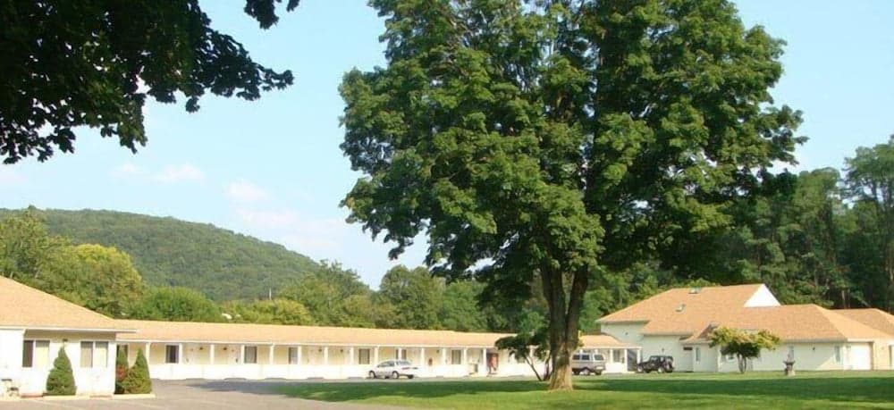Rocky River Inn featured exterior or lobby in New Milford, CT — similar hotel
