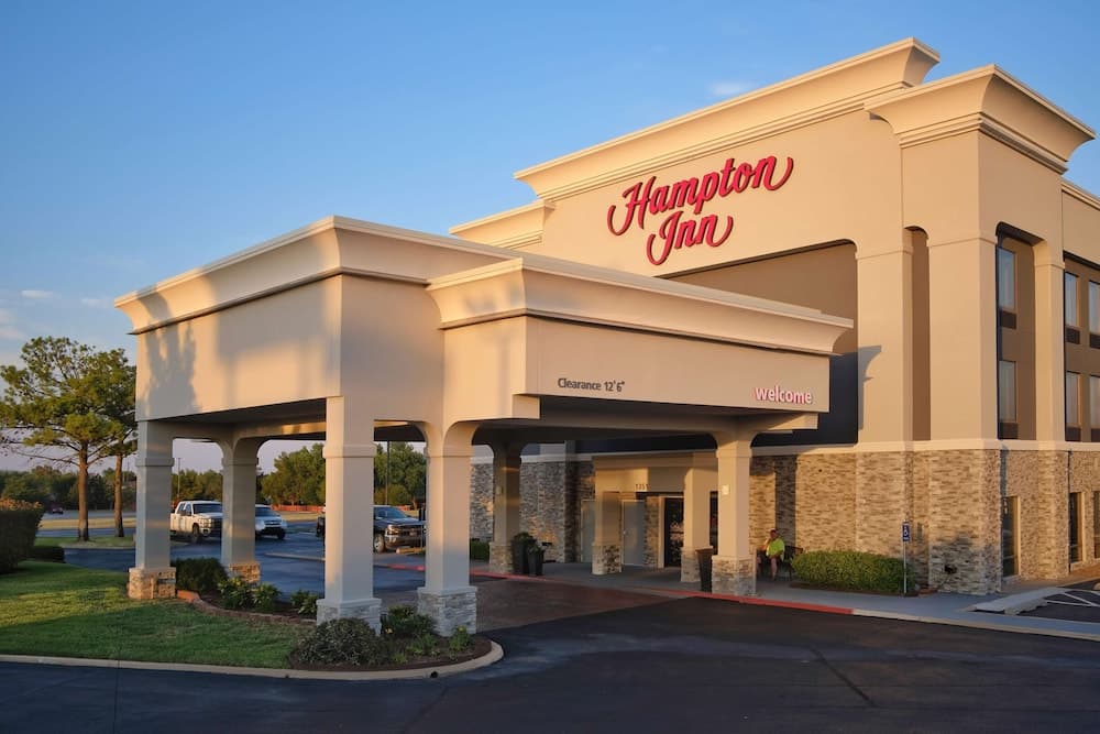 Hampton Inn Oklahoma City/Yukon featured exterior or lobby in Yukon, OK — similar hotel