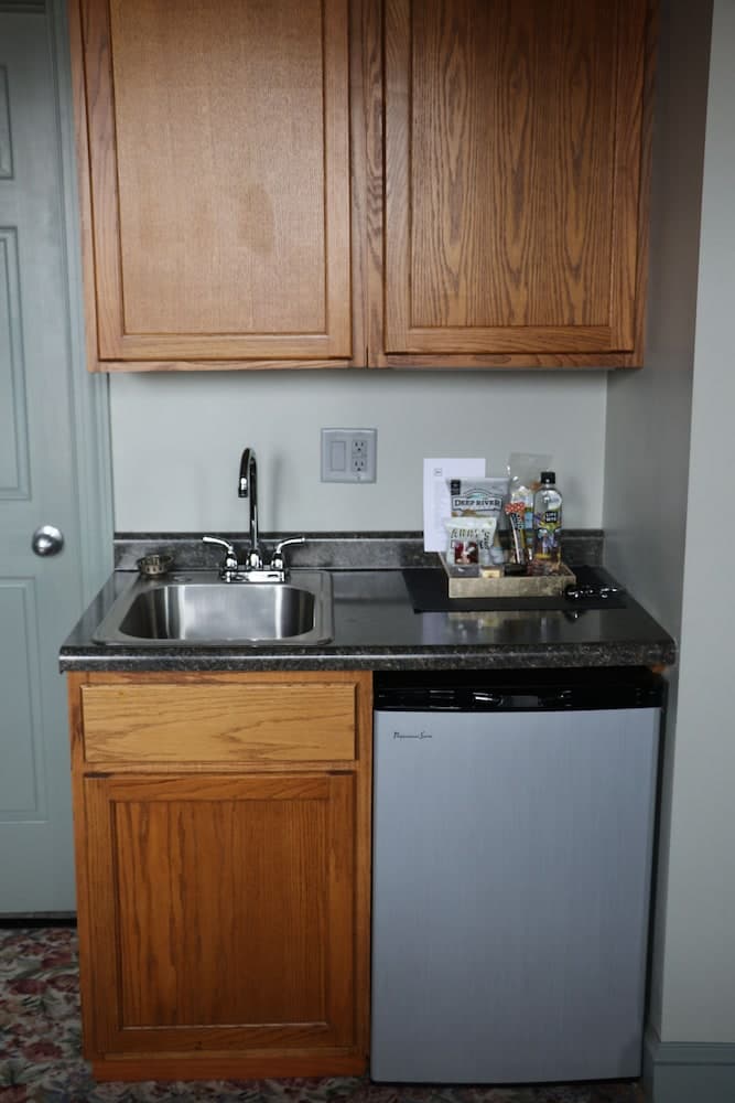 The Black Hawk Hotel gallery photo in Cedar Falls, IA — image 14