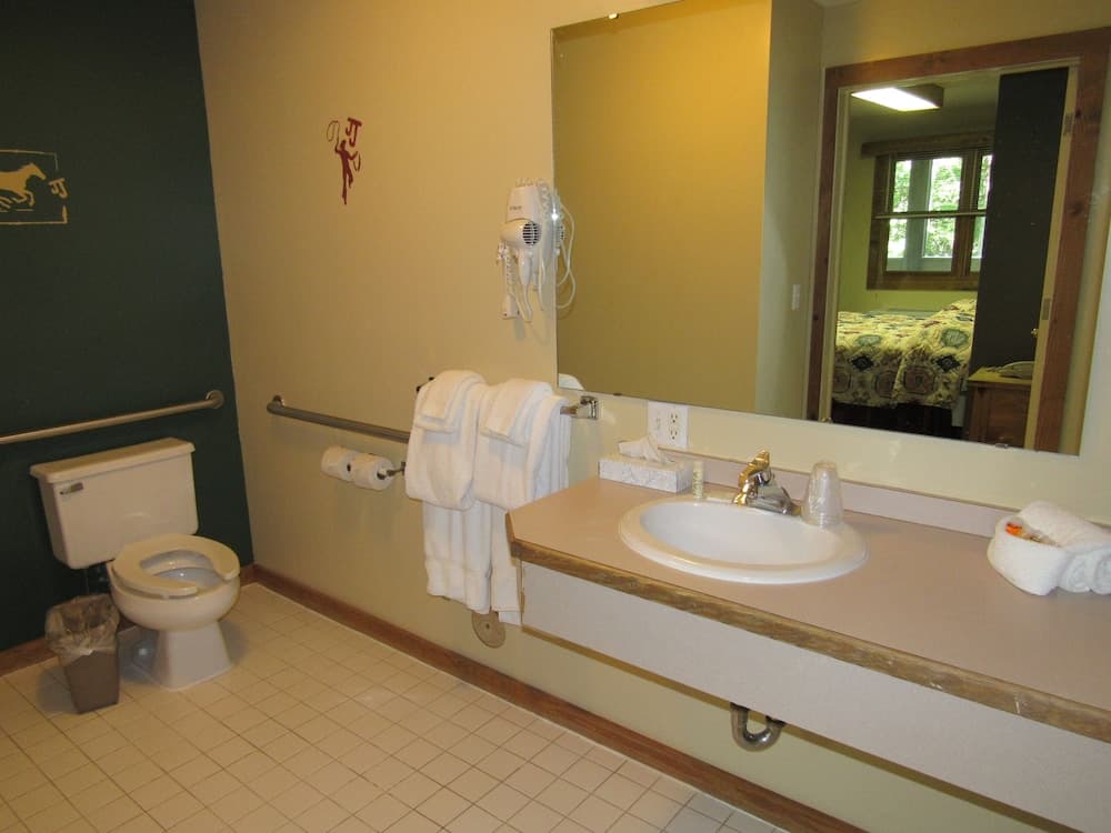 Double JJ Resort gallery photo in Rothbury, MI — image 62