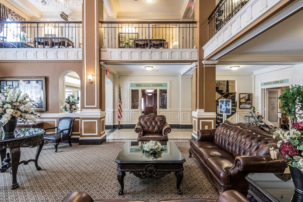 Hotel Bothwell Sedalia Central District, an Ascend Collection Hotel property views in Sedalia, MO — gallery photo 3
