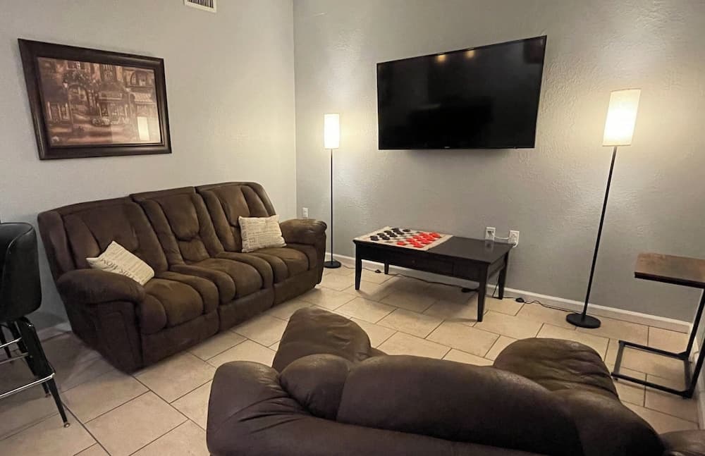 O2 Suites Houma gallery photo in Houma, LA — image 21