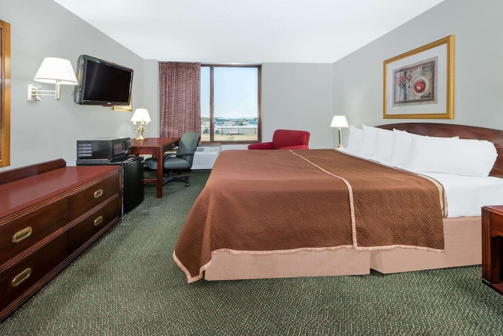 Days Inn by Wyndham Amarillo East property views in Amarillo, TX — gallery photo 3