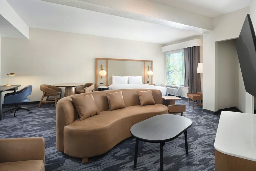 Fairfield by Marriott Inn & Suites Durham property views in Durham, NC — gallery photo 3
