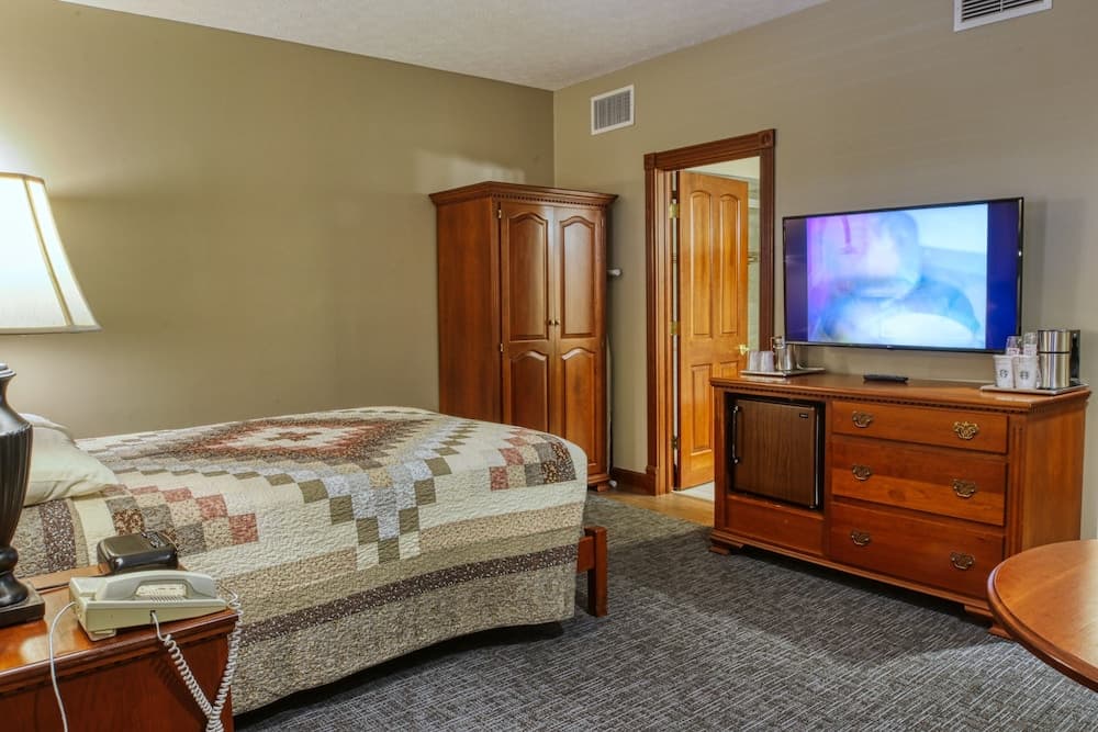 Carlisle Inn Walnut Creek gallery photo in Millersburg, OH — image 21