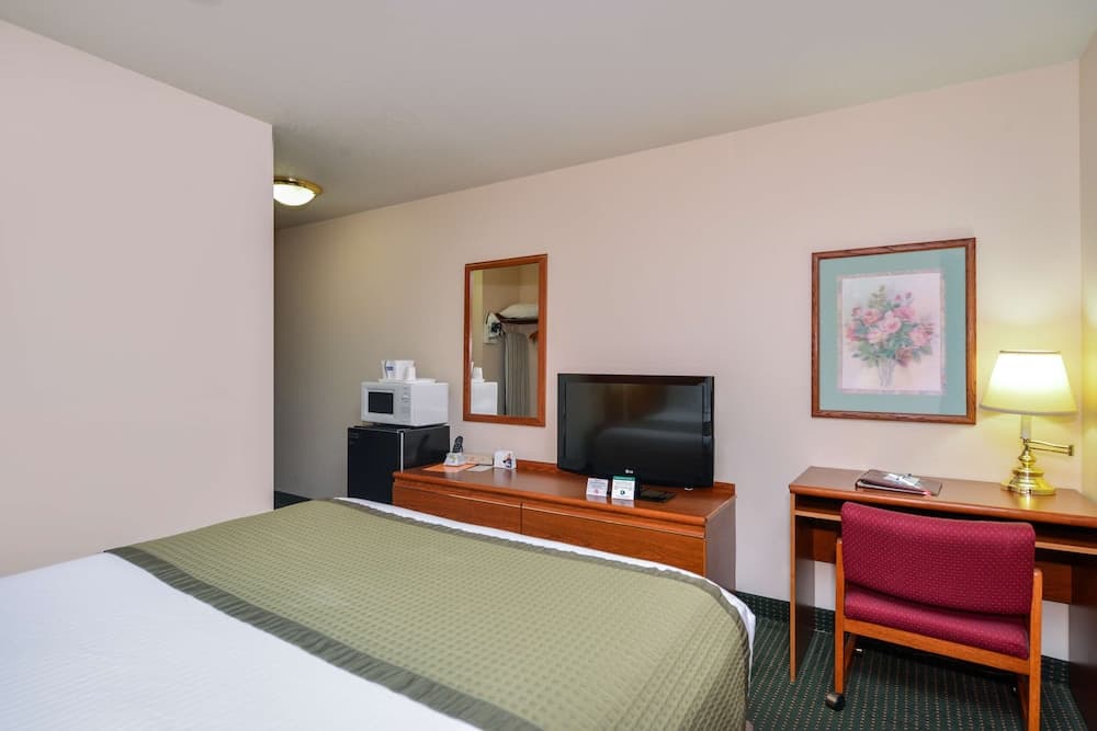 Travelodge Suites by Wyndham Newberg gallery photo in Newberg, OR — image 80