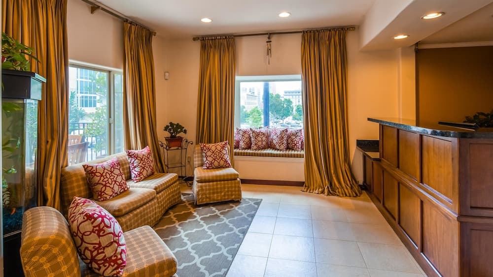 Best Western Downtown San Diego interior in San Diego, CA — gallery photo 2