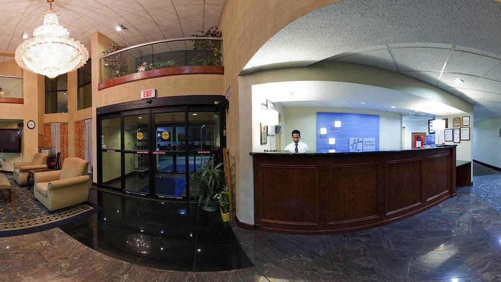 Holiday Inn Express Hotel & Suites by IHG interior in Lawrenceville, GA — gallery photo 2