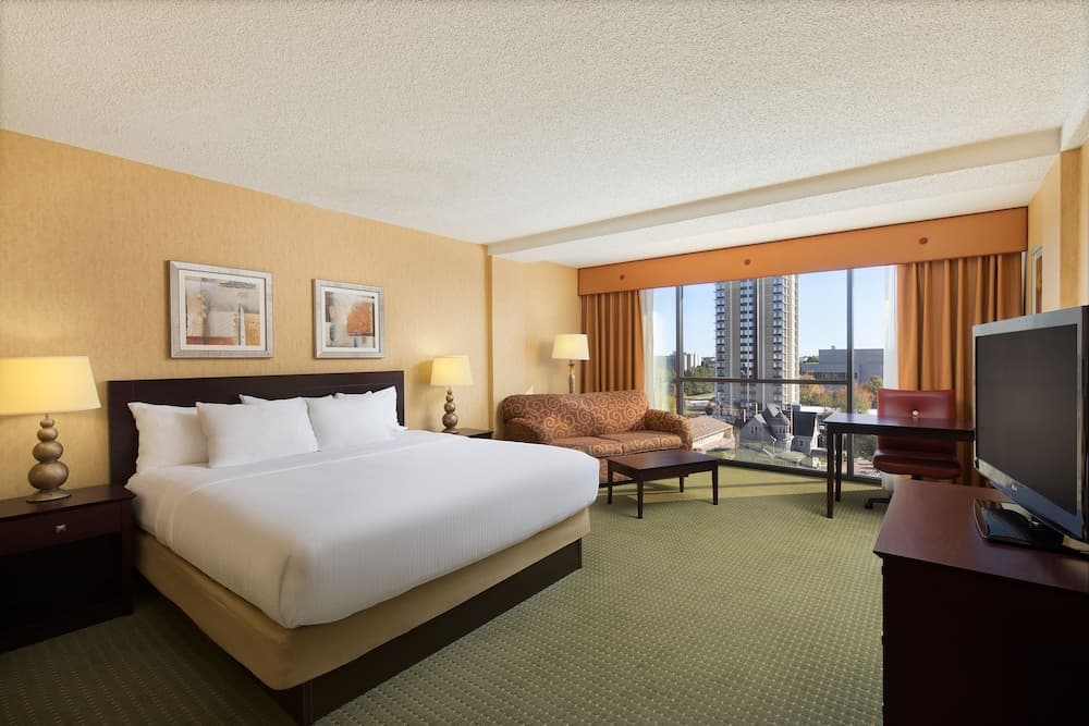 University Plaza Hotel gallery photo in Springfield, MO — image 27