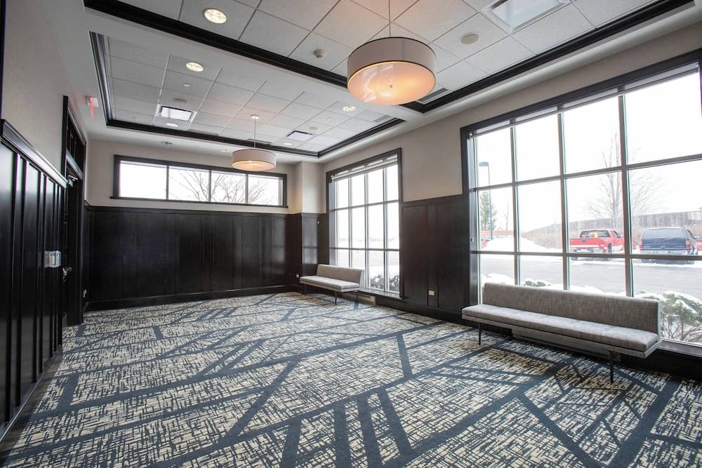 Sheraton Chicago Northbrook Hotel interior in Northbrook, IL — gallery photo 2