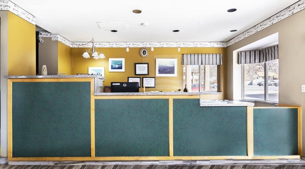 Cedar Valley Inn interior in Cedar City, UT — gallery photo 2