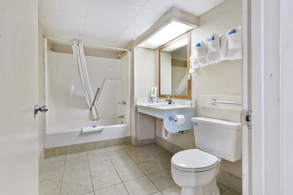 voco The Shelby - Myrtle Beach by IHG interior in Myrtle Beach, SC — gallery photo 2
