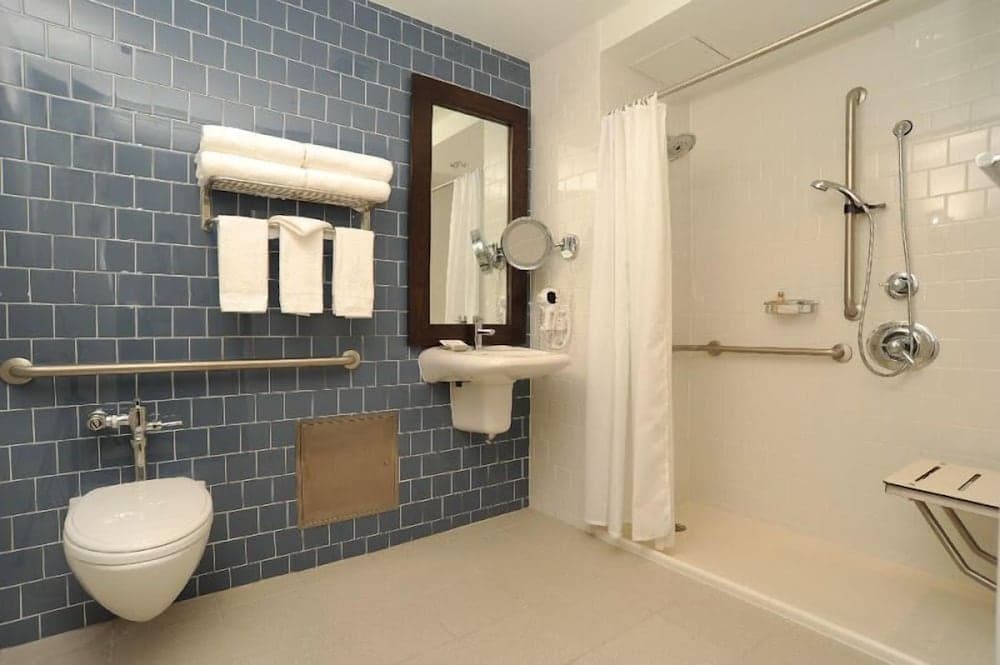 Hotel UMass gallery photo in Amherst — image 35