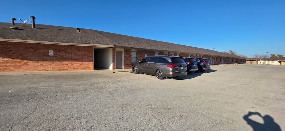 Gate One Inn property views in Brownwood, TX — gallery photo 3