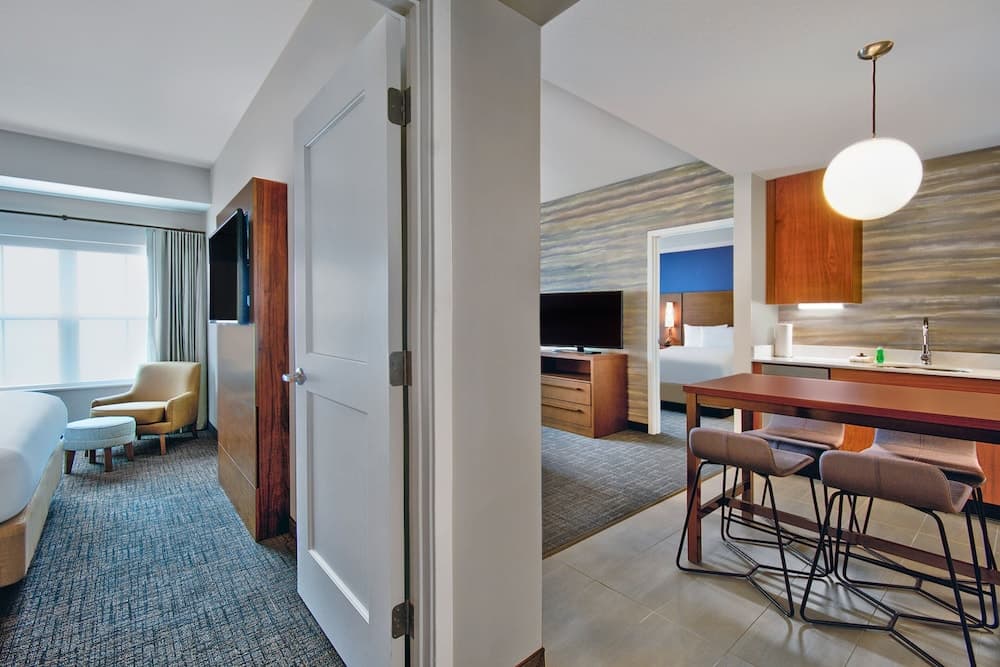 Residence Inn by Marriott Orlando Flamingo Crossing/Western Entrance gallery photo in Winter Garden, FL — image 42