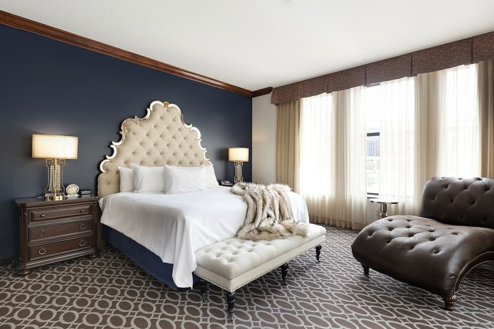 Des Lux Hotel gallery photo in Des Moines, IA — image 60