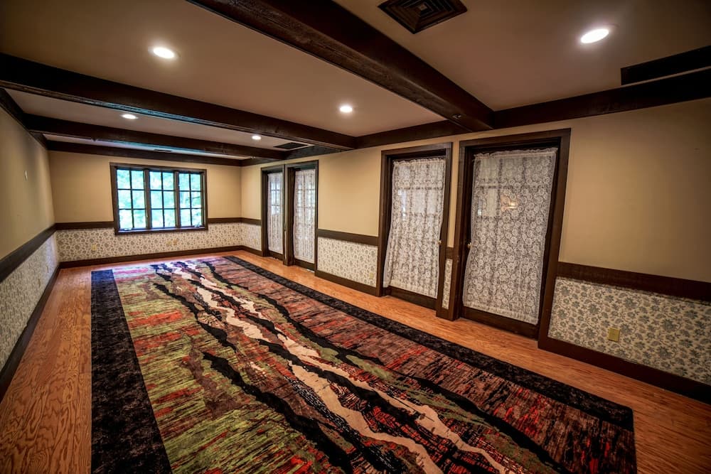 Spring House Inn gallery photo in Chesterton, IN — image 7