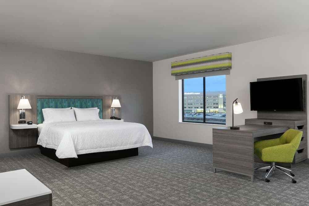 Hampton Inn O'Fallon interior in O'Fallon, IL — gallery photo 2