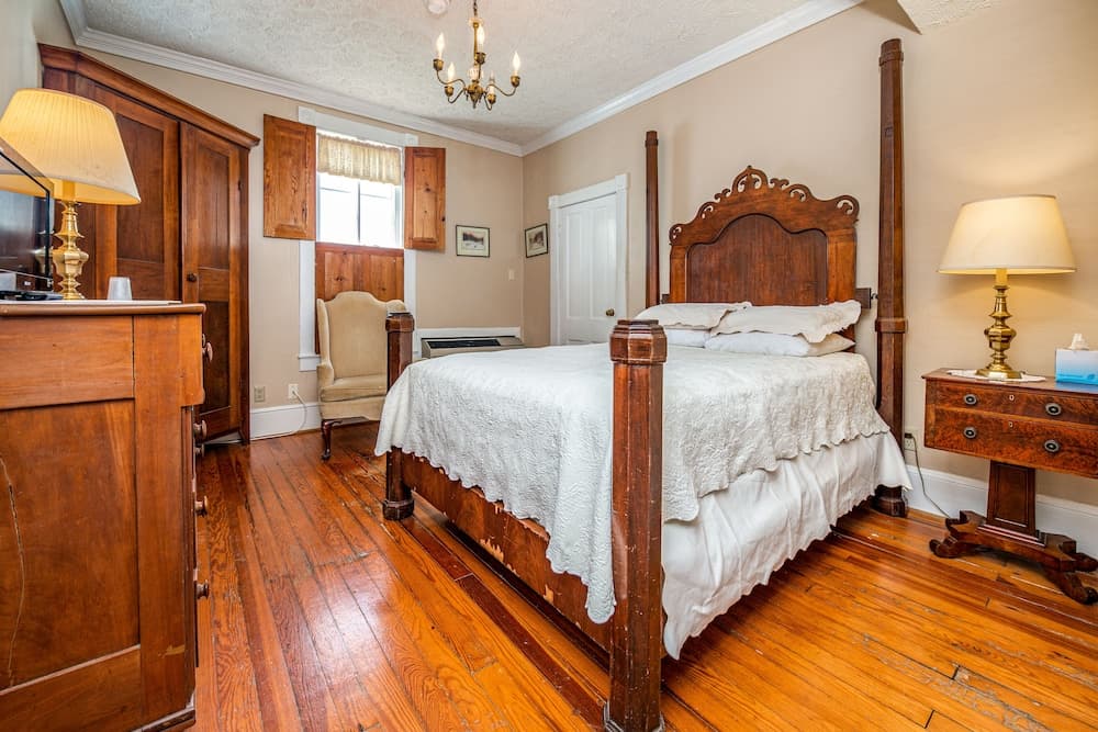 Wayside Inn gallery photo in Middletown, VA — image 114