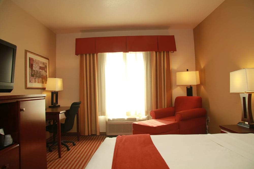 Holiday Inn Express Amarillo South by IHG property views in Amarillo, TX — gallery photo 3