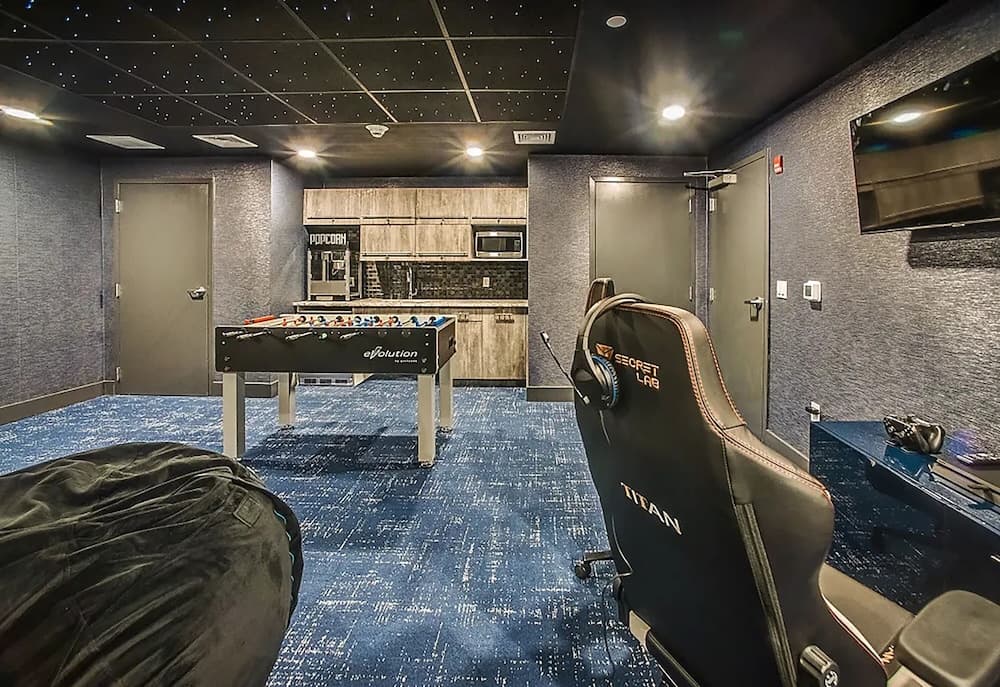 Luxury Furnished Apartments by Hyatus Downtown at Yale gallery photo in New Haven, CT — image 89