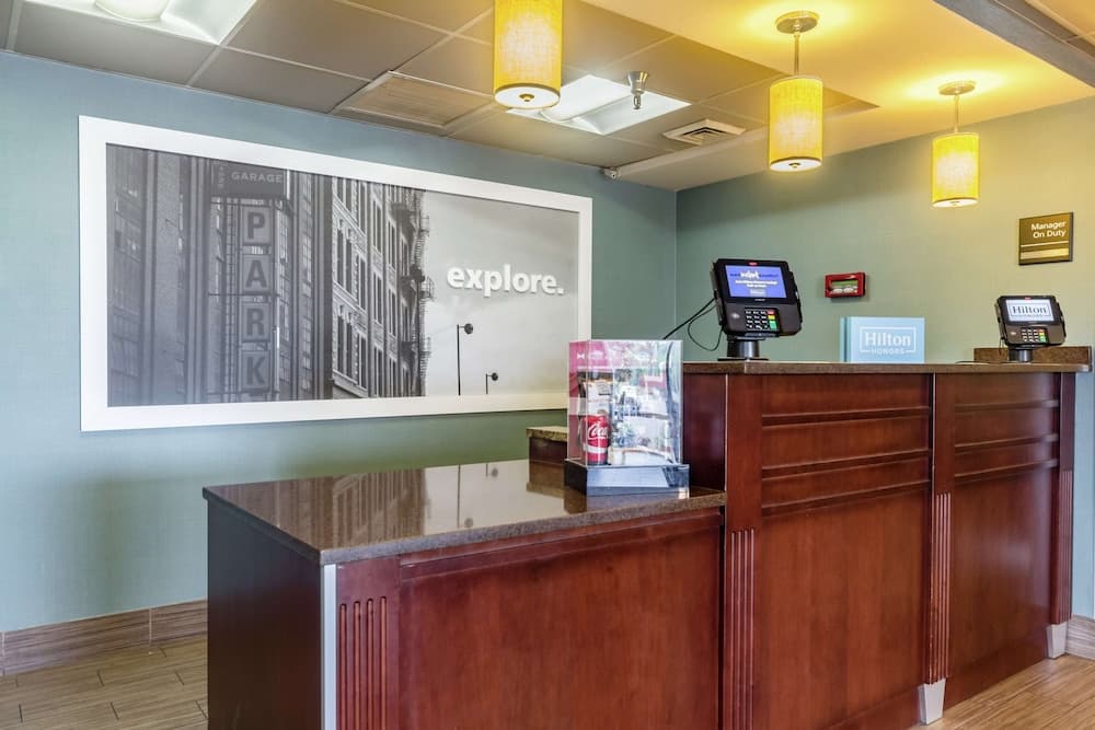 Hampton Inn Winchester-University/Mall Area — hotel in Winchester, Virginia