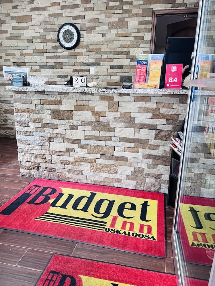 Budget Inn By Capital O Oskaloosa Near Pella property views in Oskaloosa, IA — gallery photo 3