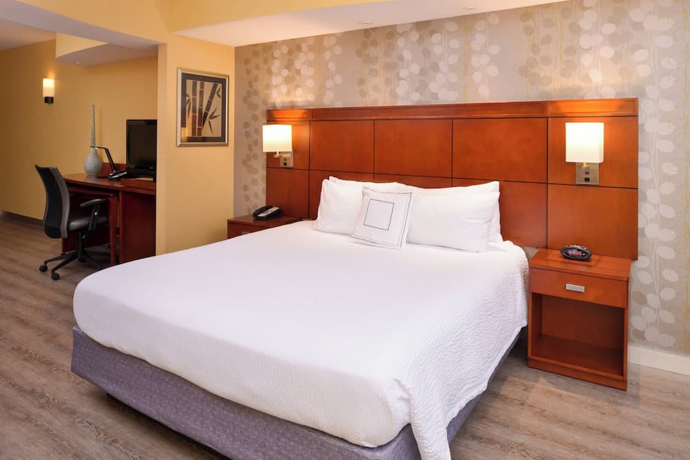 Courtyard Marriott Victorville gallery photo in Hesperia, CA — image 39