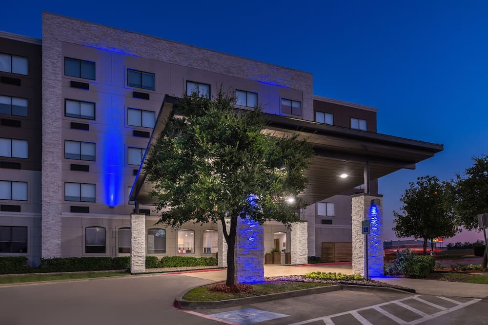 Holiday Inn Express Hotel & Suites Mesquite by IHG gallery photo in Mesquite, TX — image 46