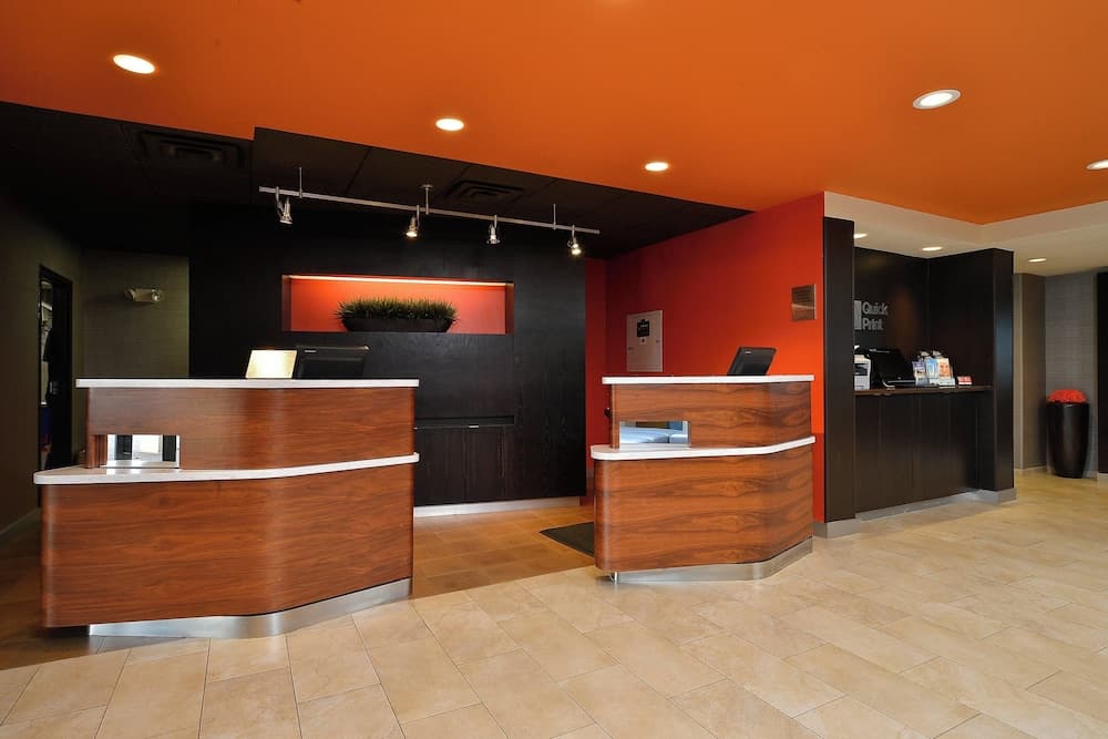 Courtyard By Marriott Bentonville interior in Bentonville, AR — gallery photo 2