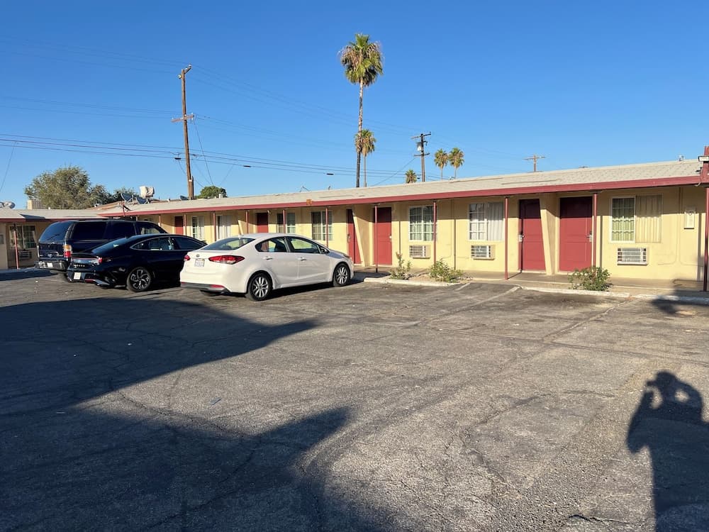 Sai Park Motel — hotel in Lancaster, California