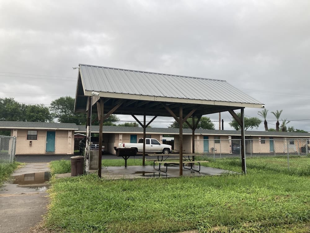 Capri motel property views in Alice, TX — gallery photo 3