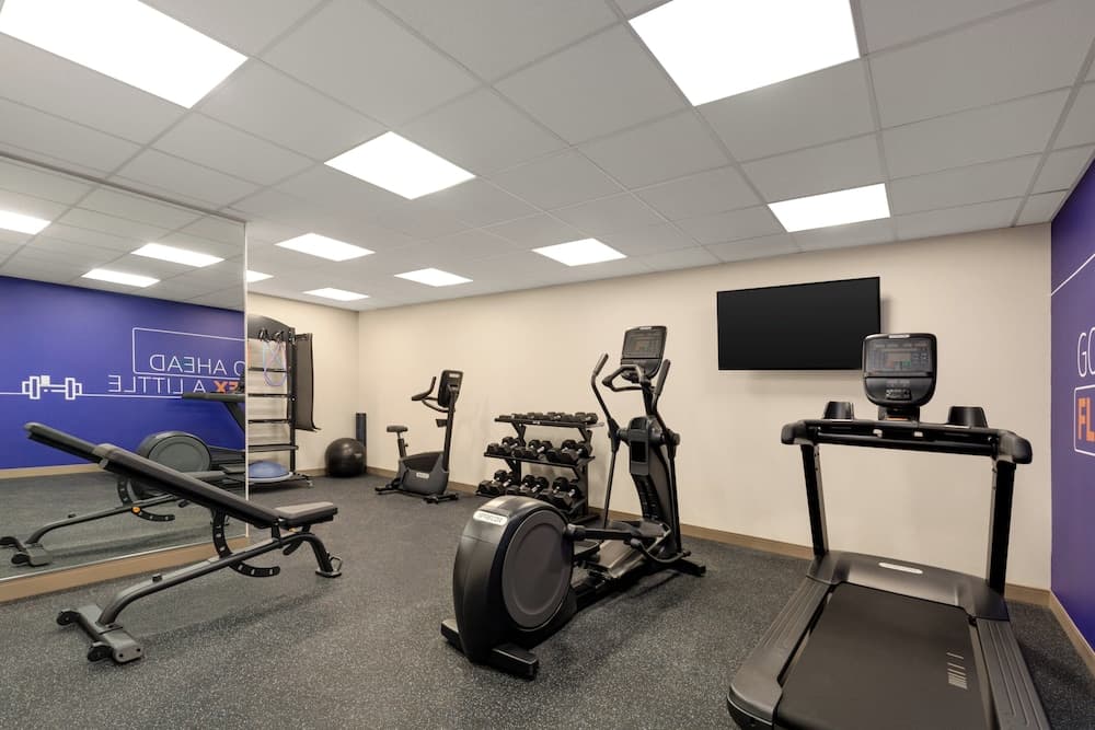 Holiday Inn Express & Suites Hayward - Castro Valley by IHG gallery photo in Hayward, CA — image 22