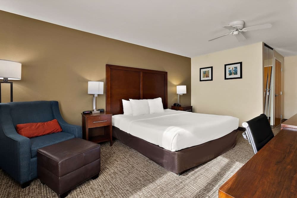 Comfort Inn & Suites Sequoia/Kings Canyon gallery photo in Three Rivers, CA — image 8