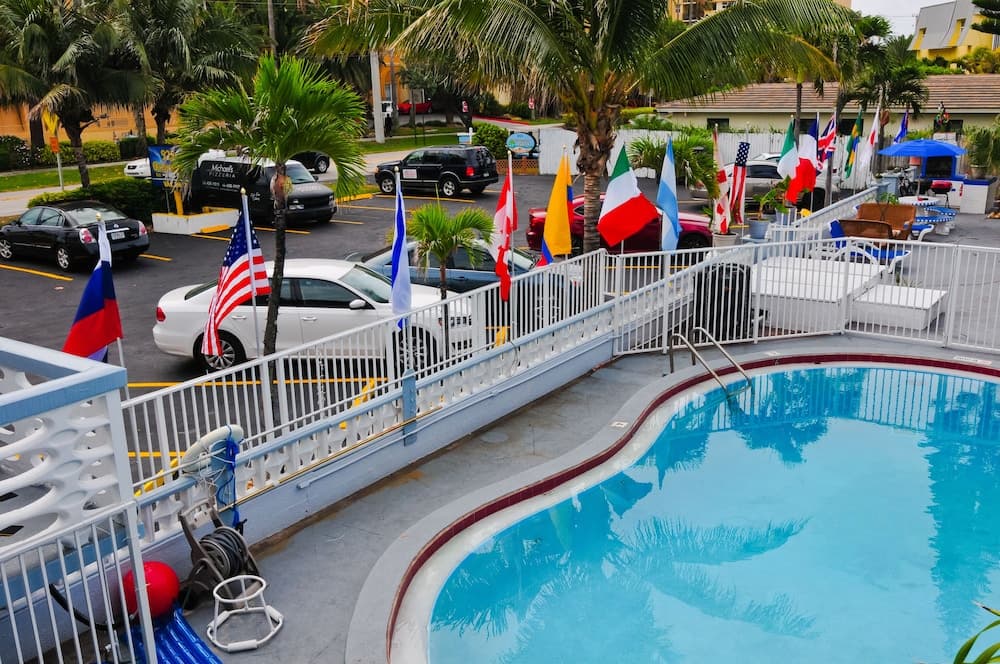 925 Ocean Boutique Hotel property views in Deerfield Beach, FL — gallery photo 3
