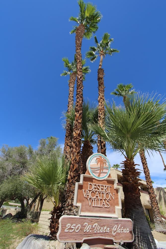 Desert Vacation Villas interior in Palm Springs, CA — gallery photo 2
