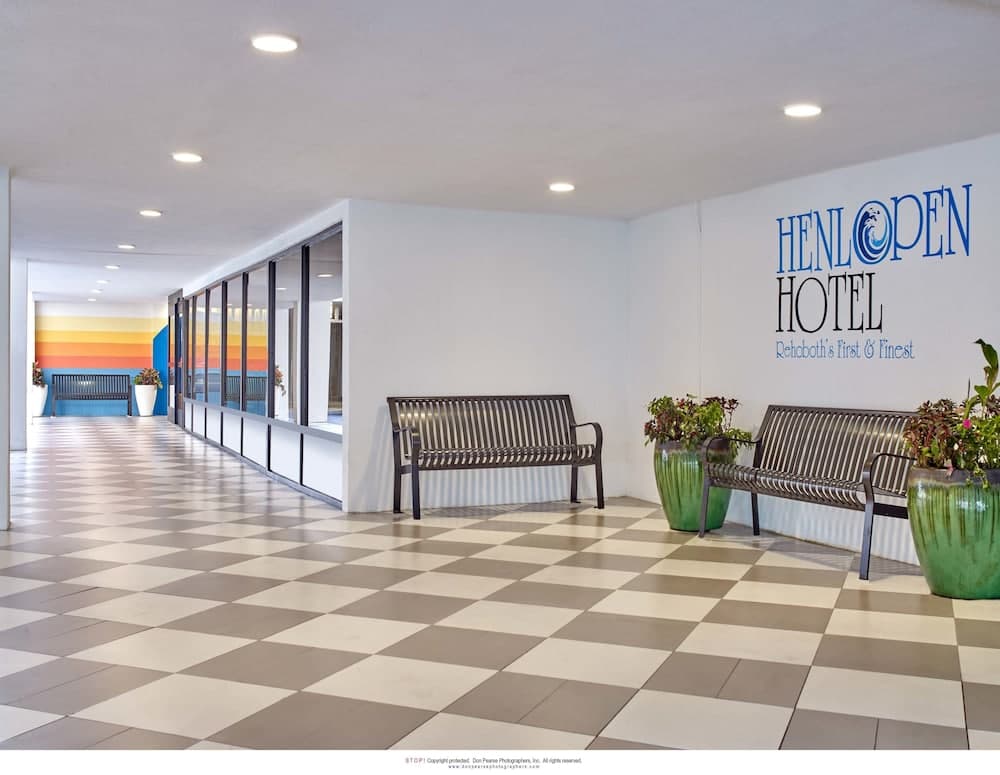 Henlopen Oceanfront Hotel property views in Rehoboth Beach, DE — gallery photo 3