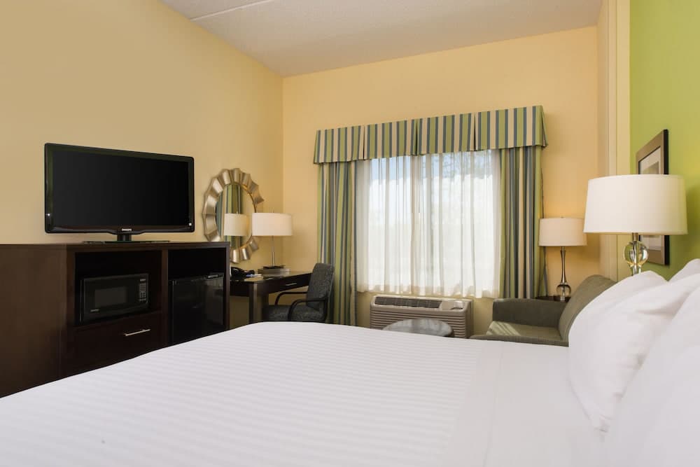 Holiday Inn Express Hotel and Suites Scranton by IHG gallery photo in Scranton, PA — image 8
