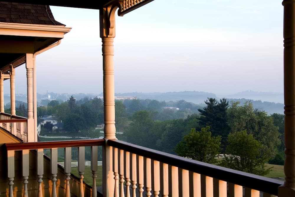 Carlisle Inn Walnut Creek gallery photo in Millersburg, OH — image 26