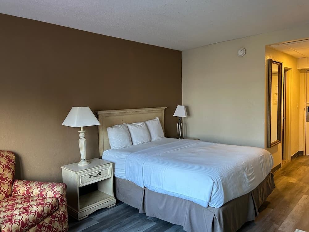 Hilltop Inn & Suites gallery photo in Yonkers, NY — image 5