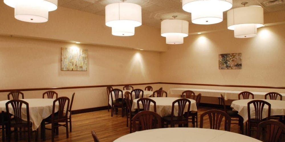 The Plaza Hotel & Suites Winona gallery photo in Winona, MN — image 22