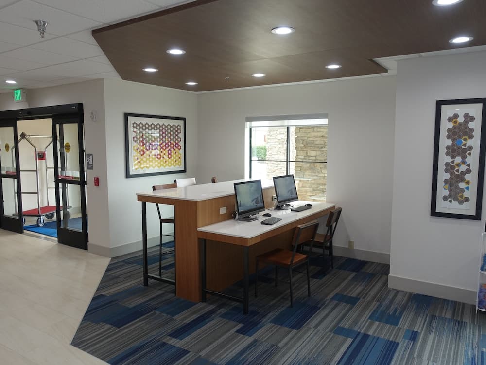 Holiday Inn Express & Suites Brentwood by IHG property views in Brentwood, CA — gallery photo 3