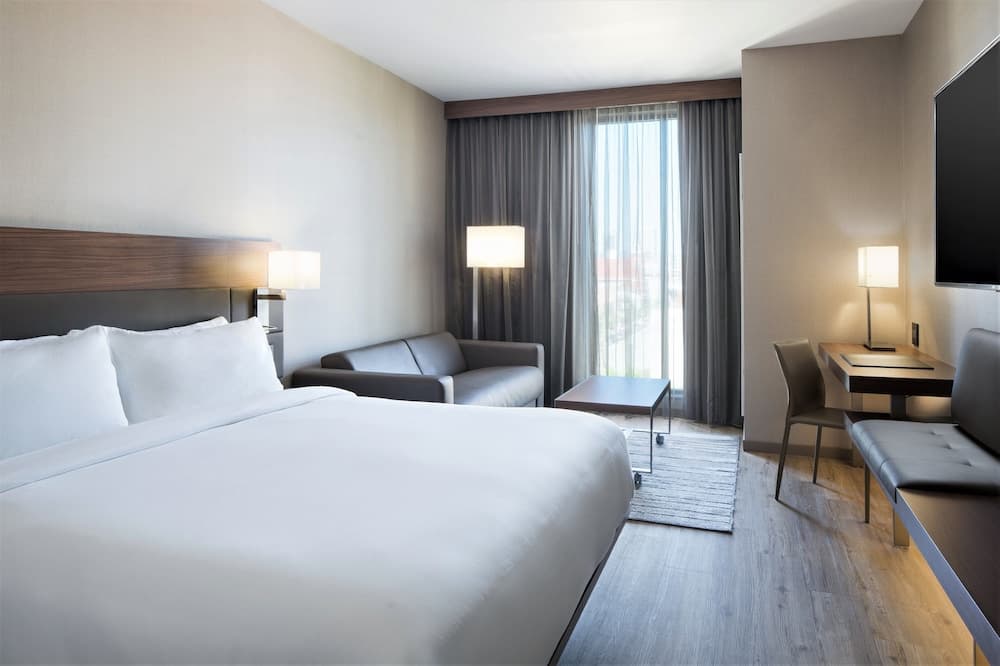 AC Hotel Lansing University Area interior in East Lansing, MI — gallery photo 2