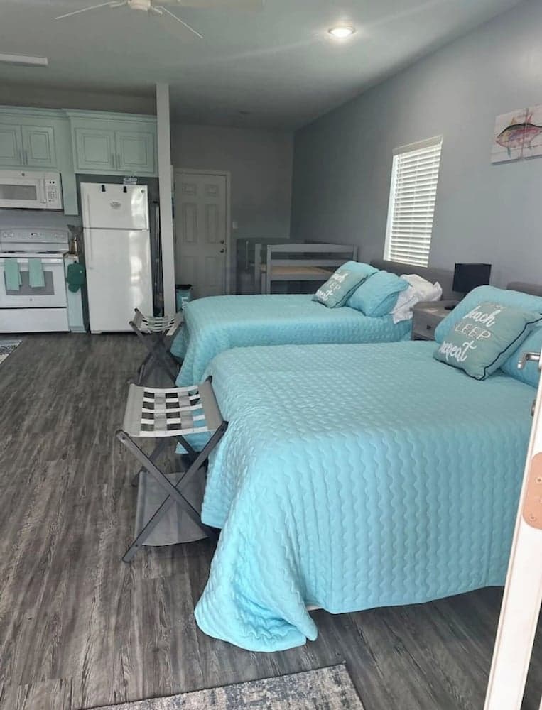 BB On The Bayou interior in Gautier, MS — gallery photo 2