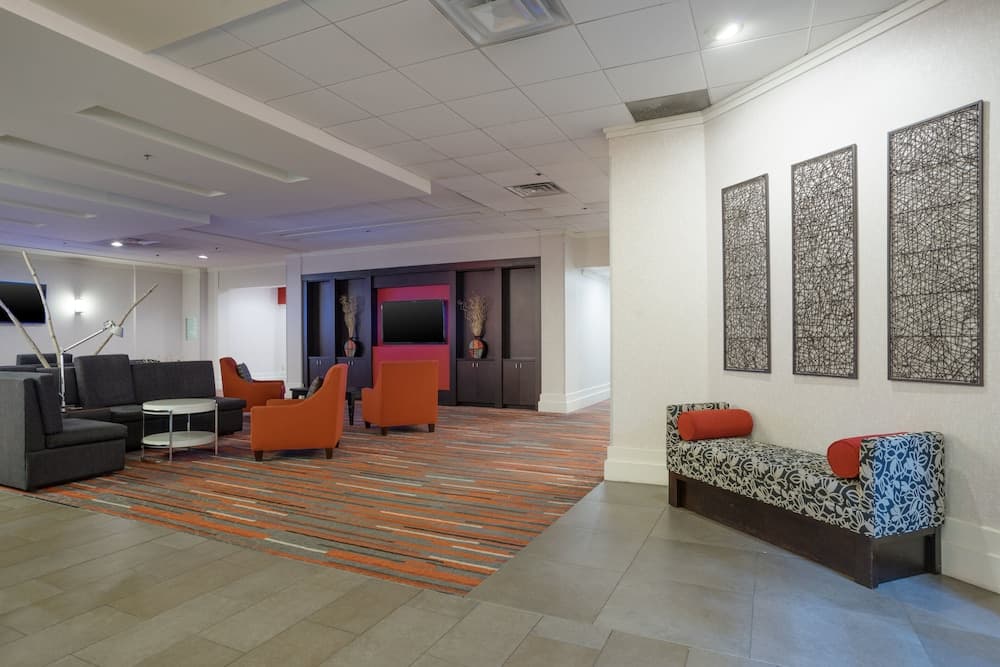 Holiday Inn Harrisburg - Hershey Area, I-81 by IHG gallery photo in Grantville, PA — image 17