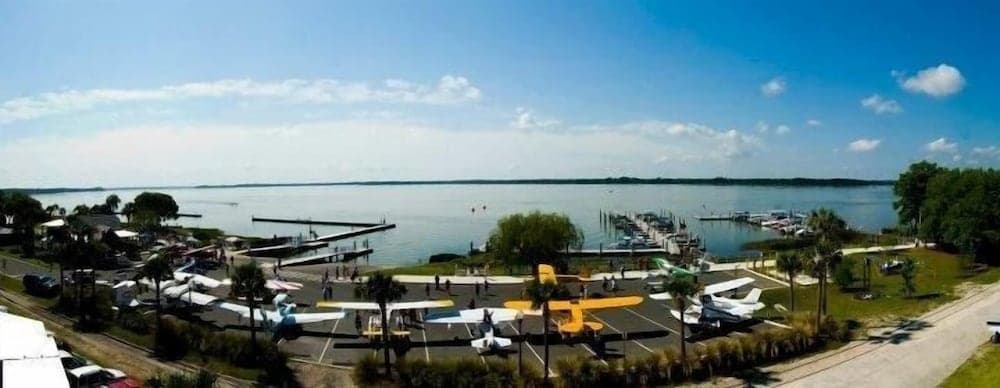 The Citrus on the Lake gallery photo in Tavares, FL — image 11
