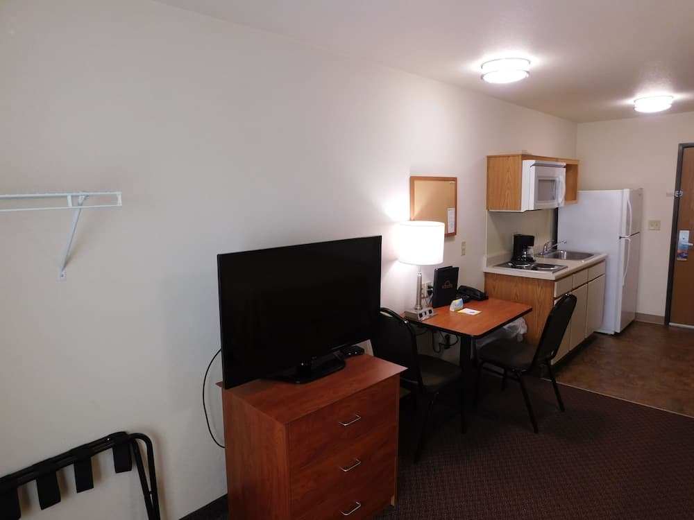 Birch Hill Suite Rochester – Med City property views in Rochester, MN — gallery photo 3