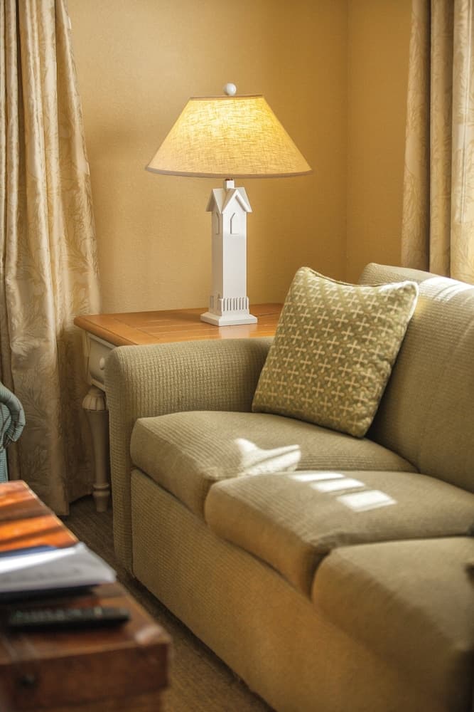 Club Wyndham at the Cottages interior in North Myrtle Beach, SC — gallery photo 2