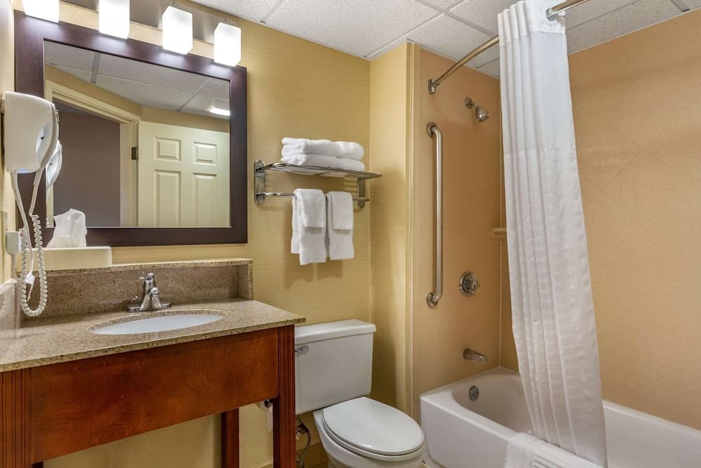Comfort Inn Rockland - Boston gallery photo in Rockland — image 42